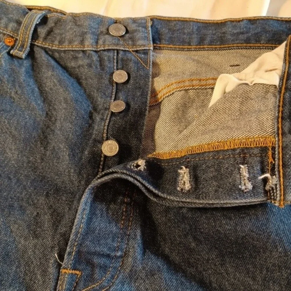 Levi's 501 Mens Button Fly Dark Wash Jeans sz 38/30